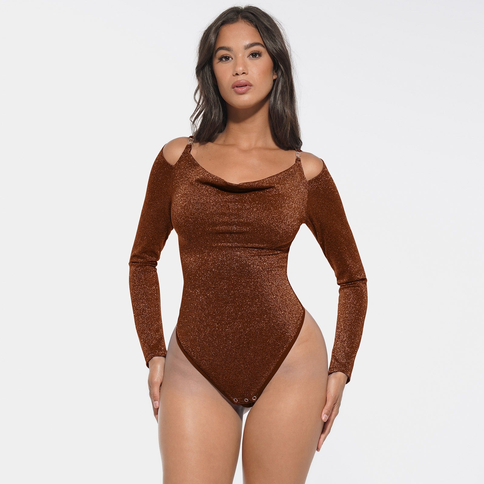 Shiny shapewear bodysuit med indbygget BH